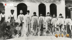 <strong>《开学第一课用平</strong>